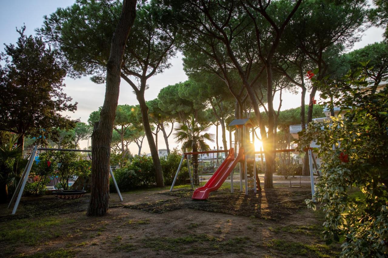 Tirreno Resort Cala Liberotto Εξωτερικό φωτογραφία