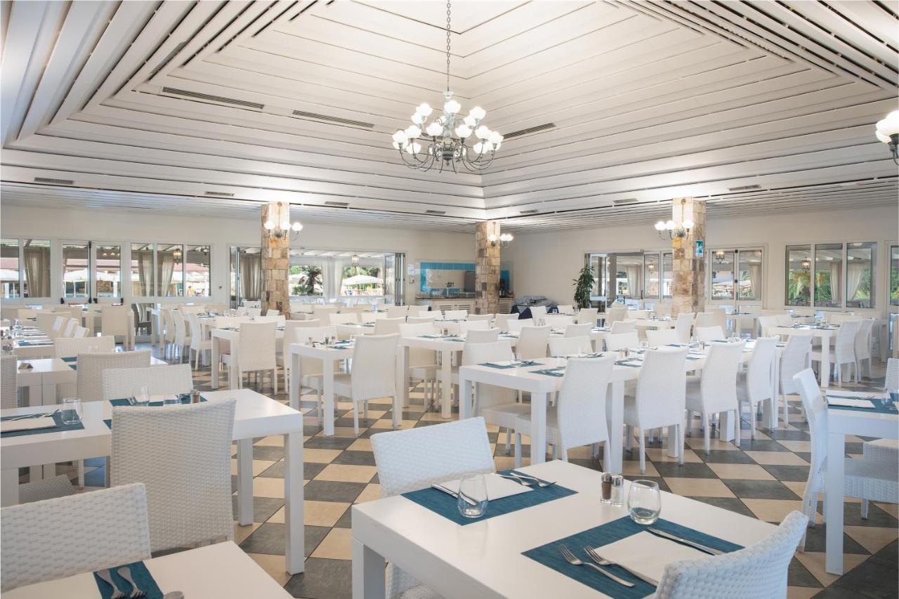 Tirreno Resort Cala Liberotto Εξωτερικό φωτογραφία