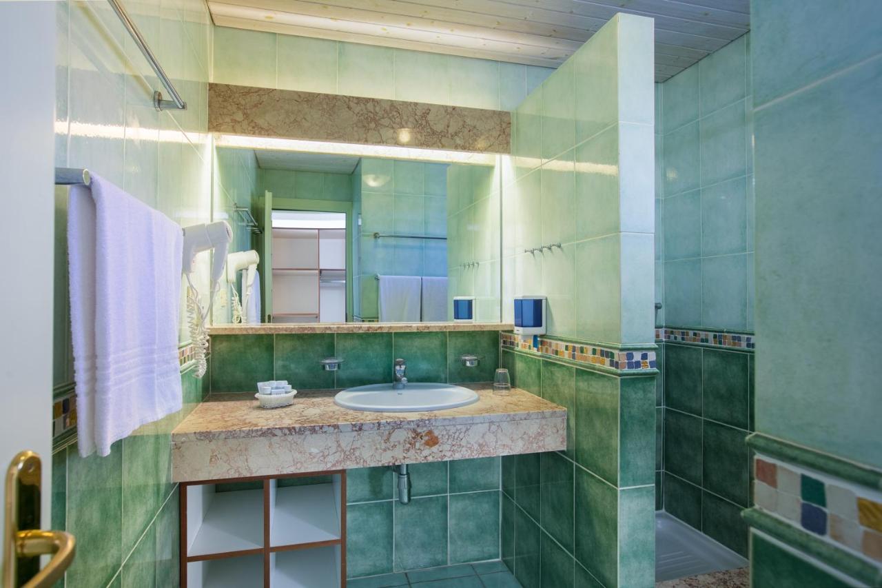 Tirreno Resort Cala Liberotto Εξωτερικό φωτογραφία