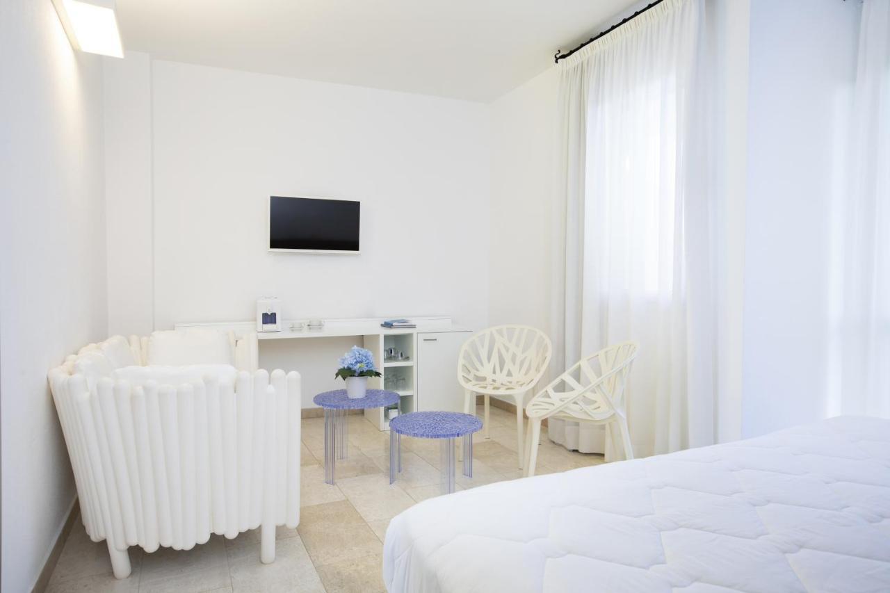 Tirreno Resort Cala Liberotto Εξωτερικό φωτογραφία
