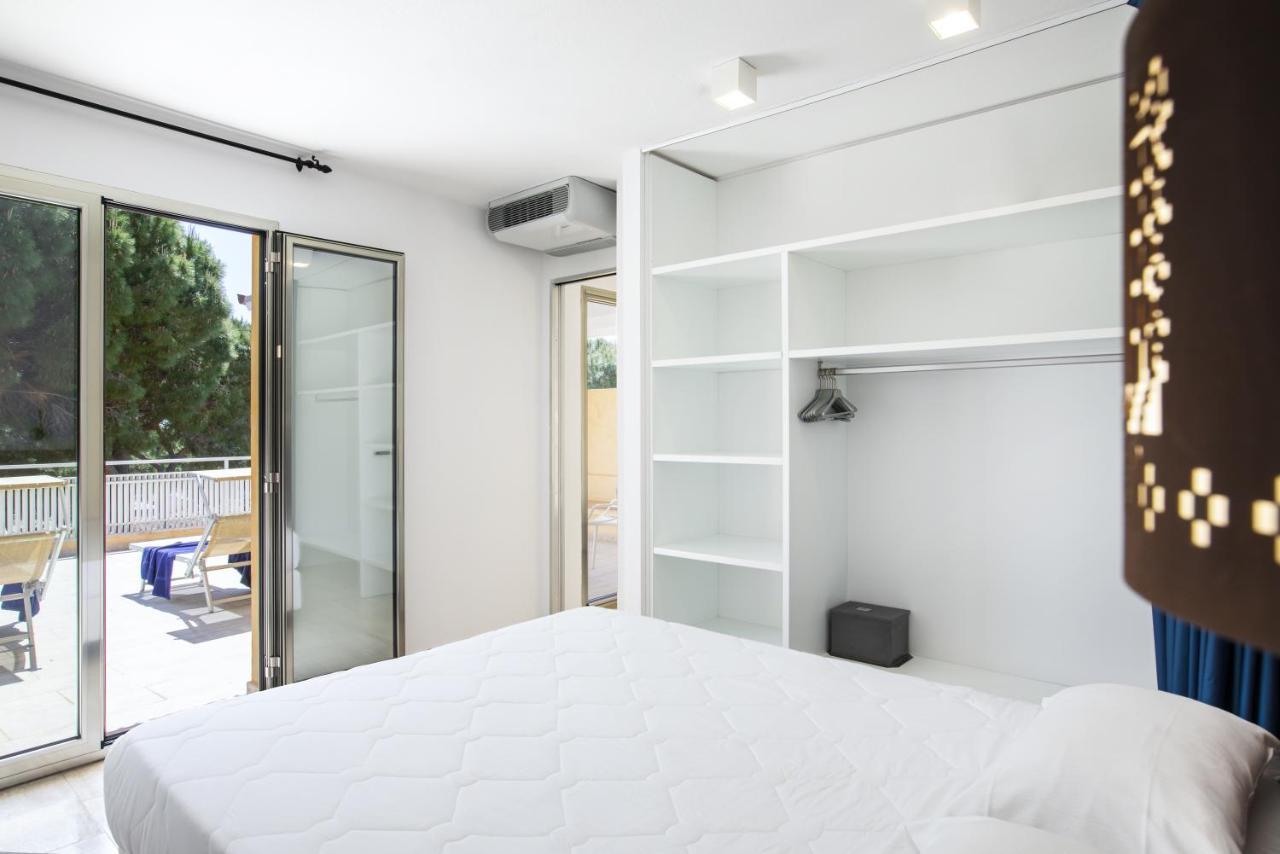 Tirreno Resort Cala Liberotto Εξωτερικό φωτογραφία